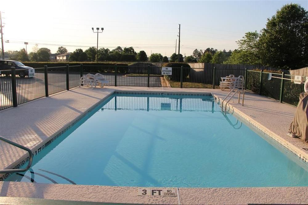 Baymont By Wyndham Commerce Ga Near Tanger Outlets Mall Εξωτερικό φωτογραφία