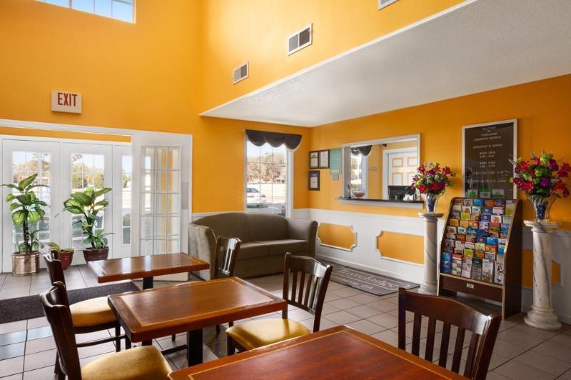 Baymont By Wyndham Commerce Ga Near Tanger Outlets Mall Εξωτερικό φωτογραφία